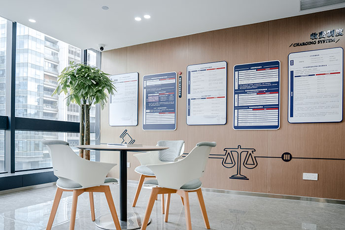 杭州律所辦公室裝修設(shè)計：專業(yè)感、私密性與品牌調(diào)性的統(tǒng)一